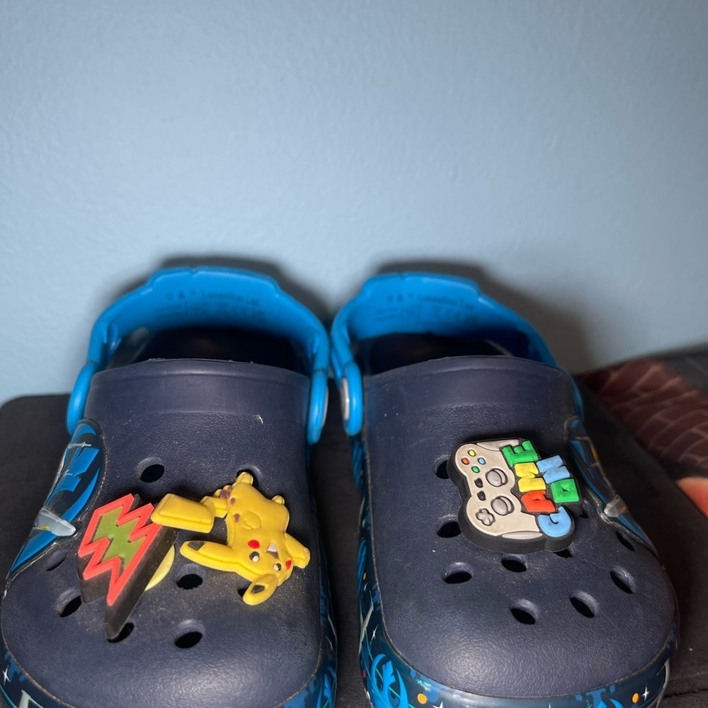 CROCS Blue Slippers with Perforated Design - Picture 5 of 7